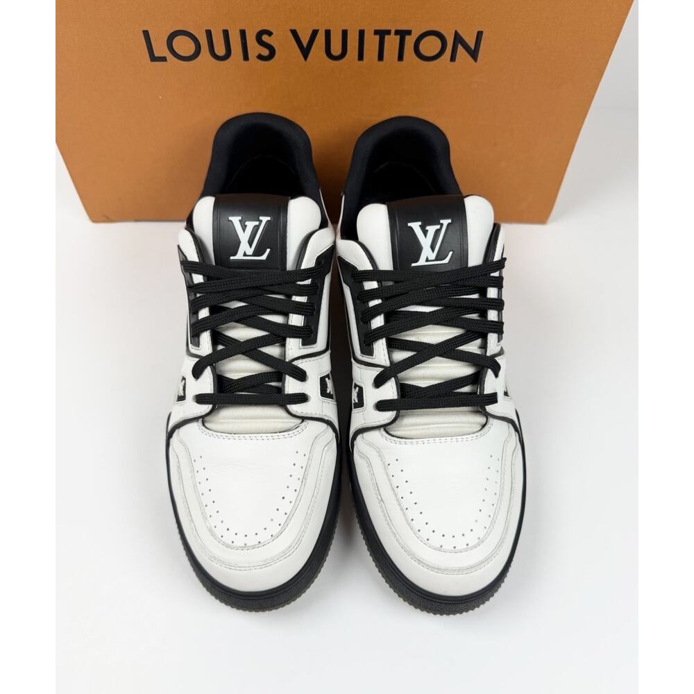 Size 7UK/8US - Louis Vuitton White Black Trainers - Picture 3 of 10